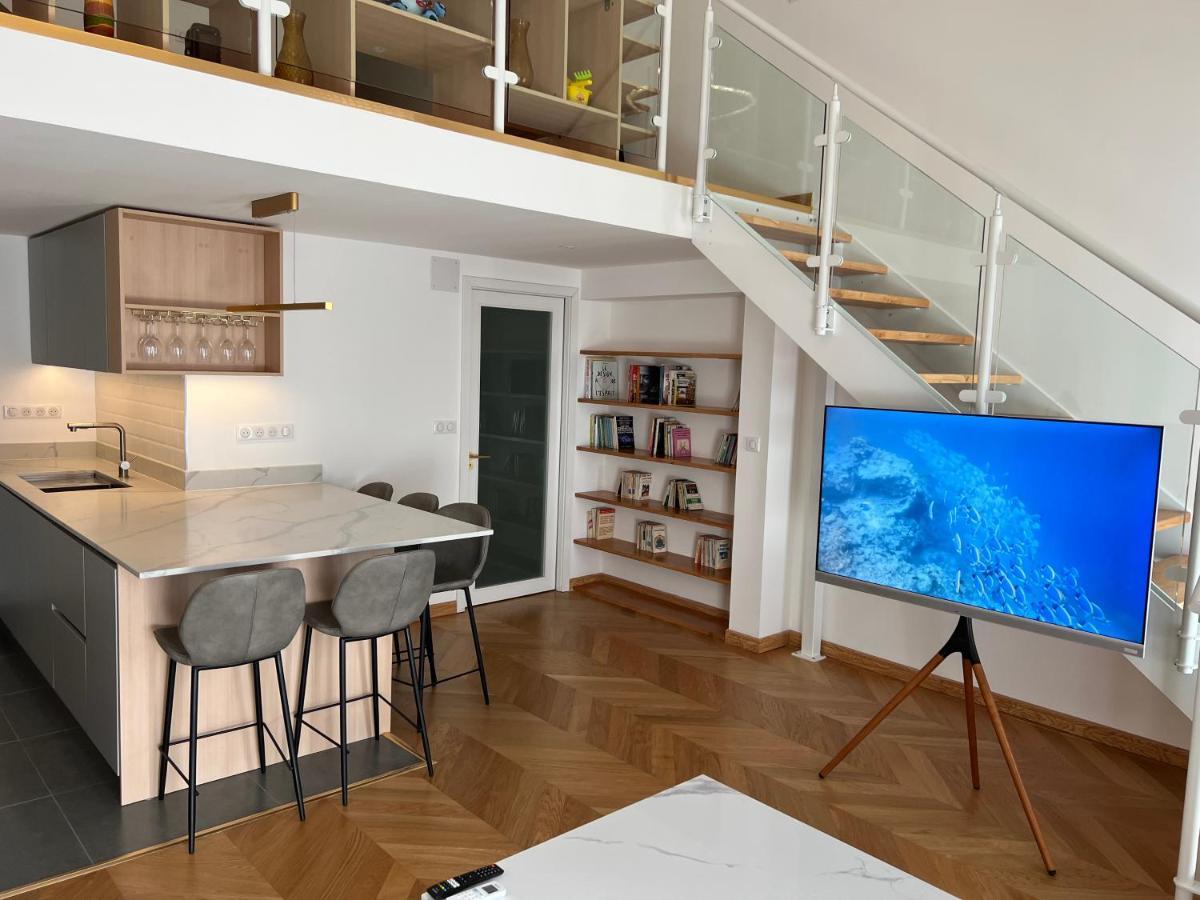 Suite Deluxe Au Carre Cathedrale En Hypercentre Saint Denis Экстерьер фото